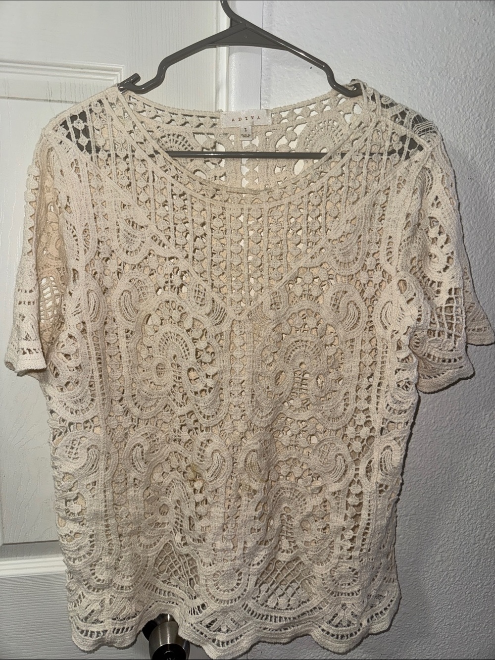 Adiva Cream Crochet Lace Short Sleeve Blouse